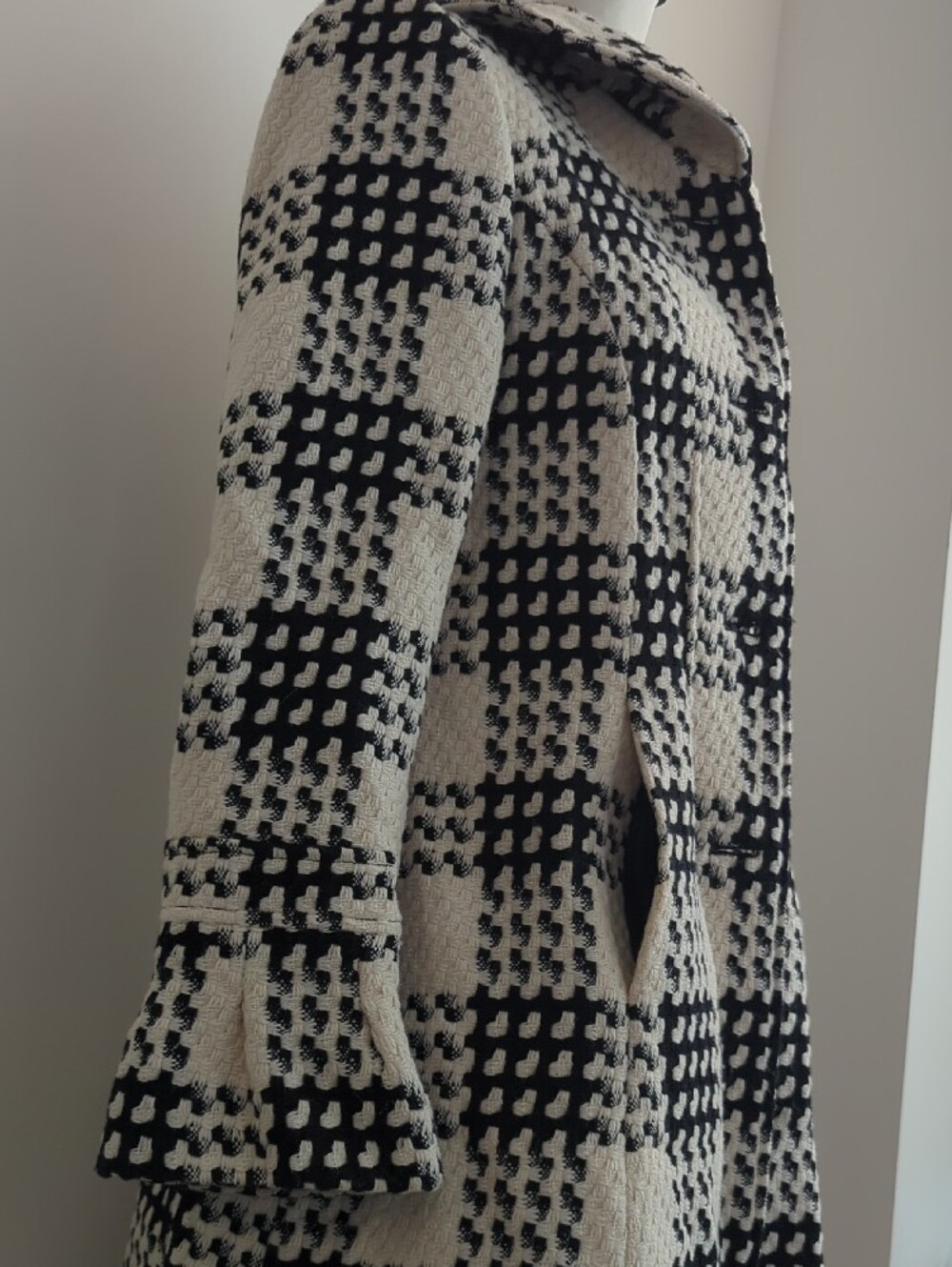Via Spiga Vintage Monochrome Plaid Flared Skirt Bell Sleeve Winter Peacoat - Picture 9 of 13